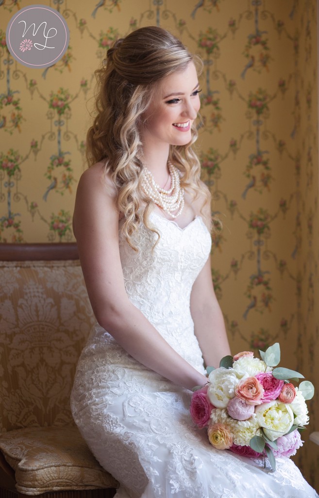 Jocelyn is a stunning bride and I was a little obsessed with that corner and chair!
