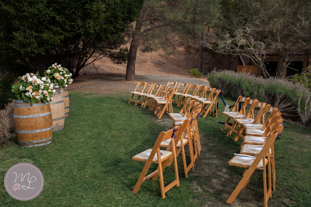 Jessica Kerns of So Eventful designed a simple and intimate wedding ceremony for Liz & Steve's big day. Photo by Mabyn