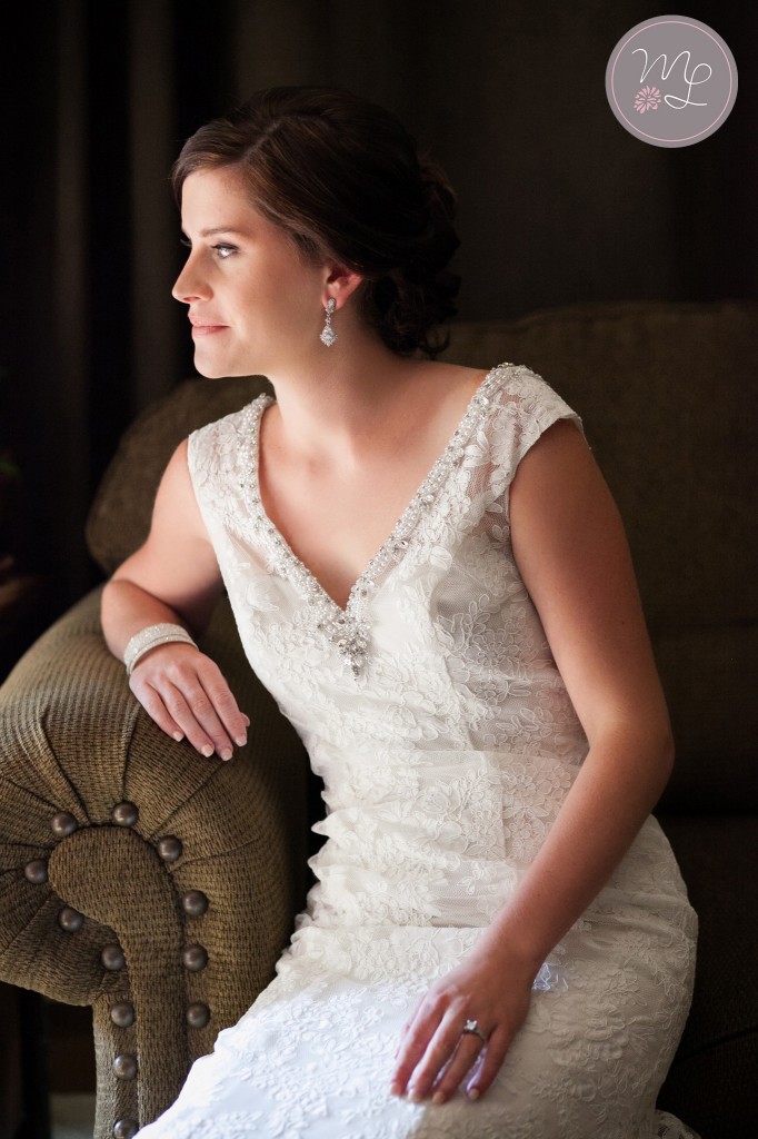 The rooms at Whiteface Lodge provide a beautiful backdrop for bridal portraits. Mabyn Ludke Photography 