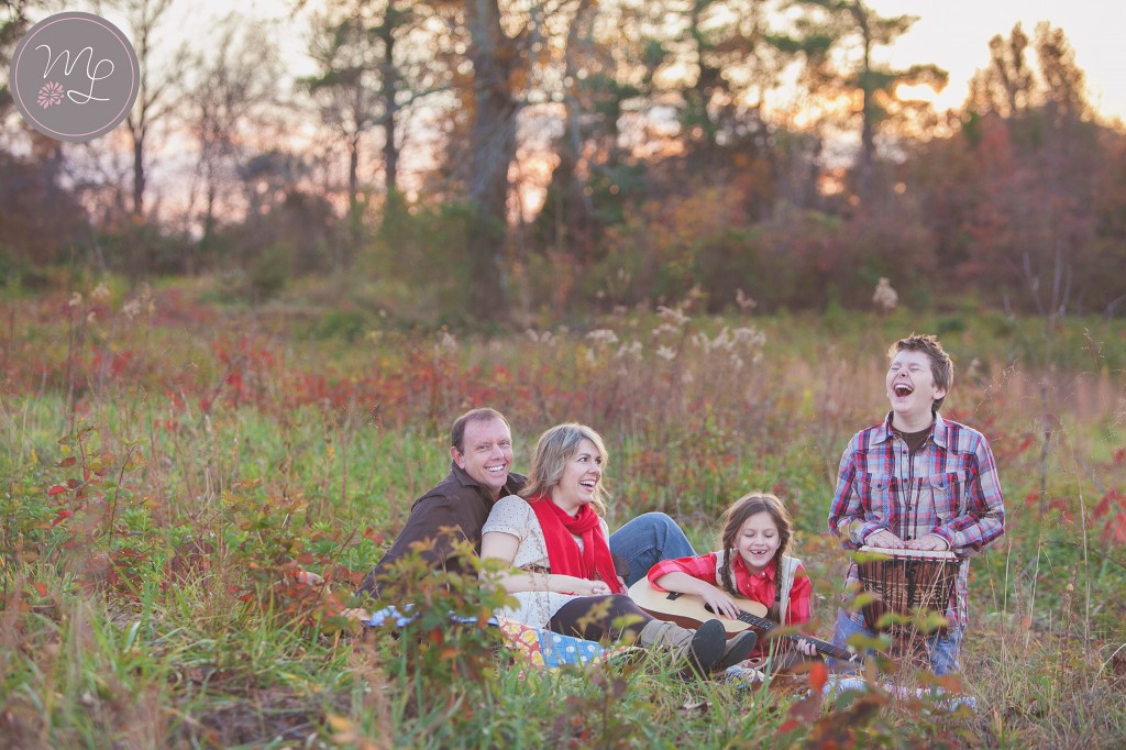 Family picnics for family portraits are so much fun! Mabyn Ludke Photography