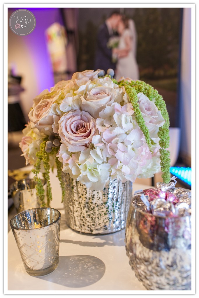 ABBA Design's created gorgeous pink, white, & green flower arrangements for Mabyn Ludke's booth at the Villa de l'Amour!