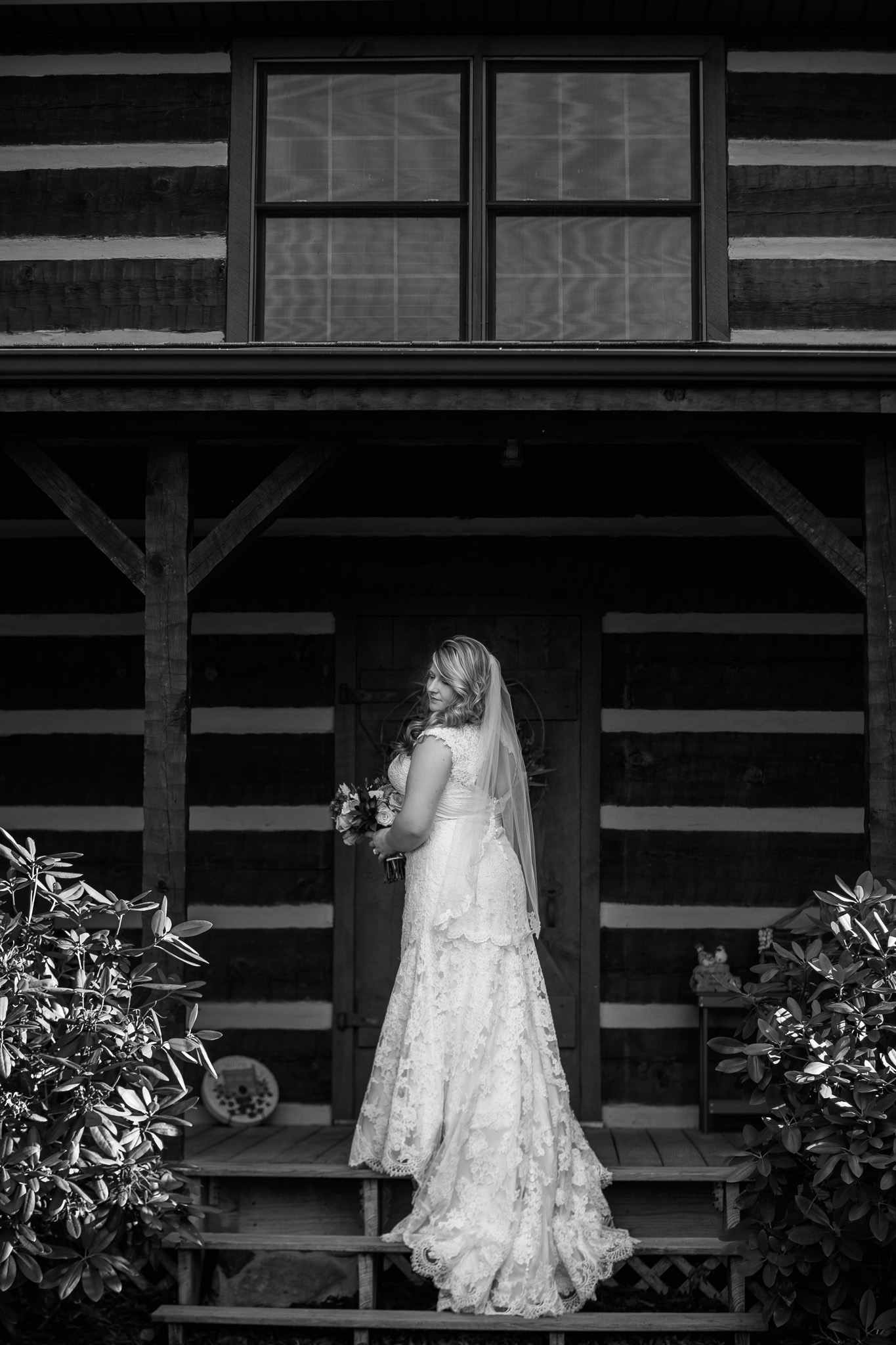Mabyn Ludke Photography shot a back yard bridal session in Asheboro, NC 