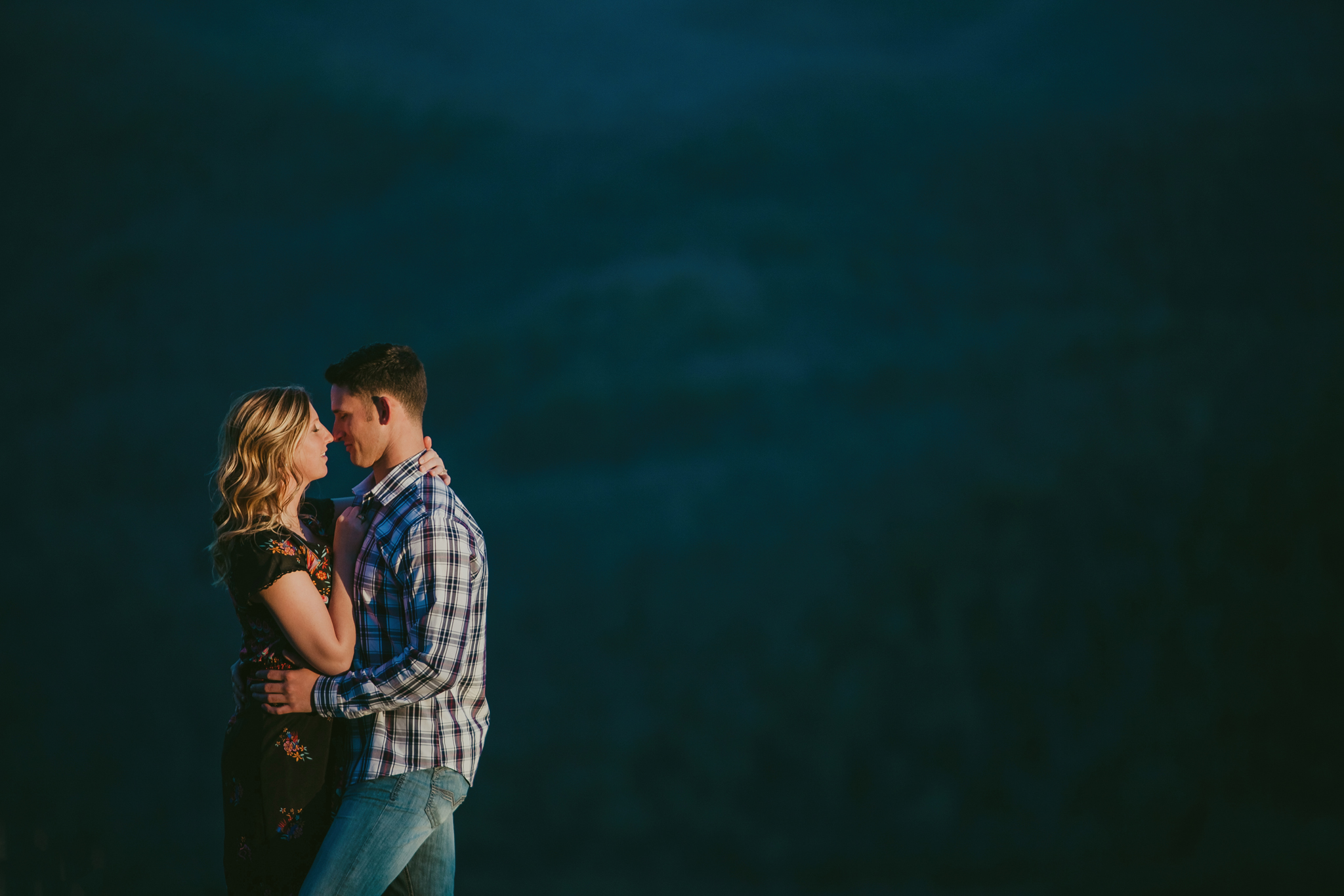 The Appalachain Mountains in NC are the perfect backdrop for an engagement session by Mabyn Ludke