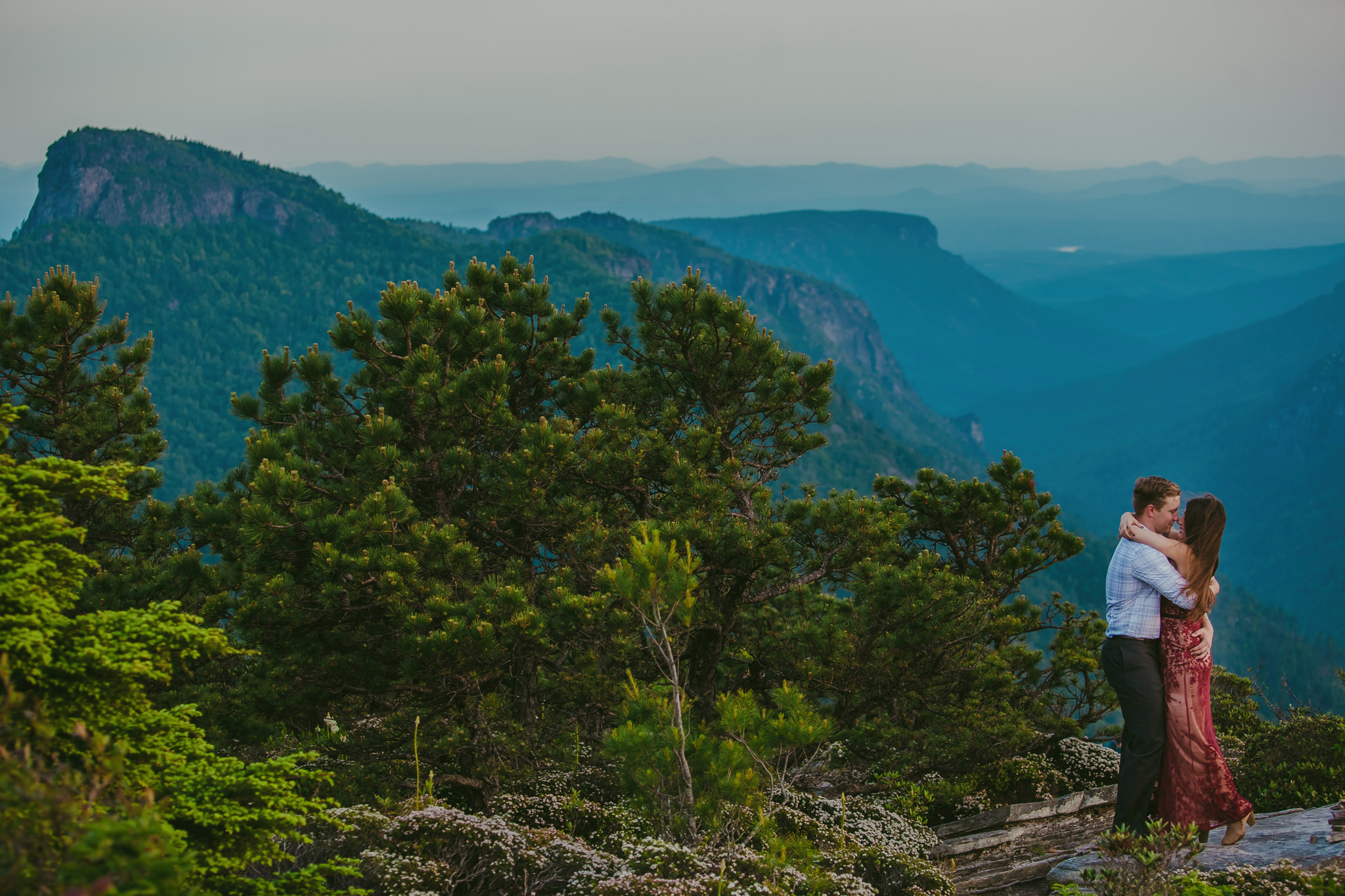 View of Linville Gorge from Hawskbill Mountain during an anniversary session with Mabyn Ludke Photography